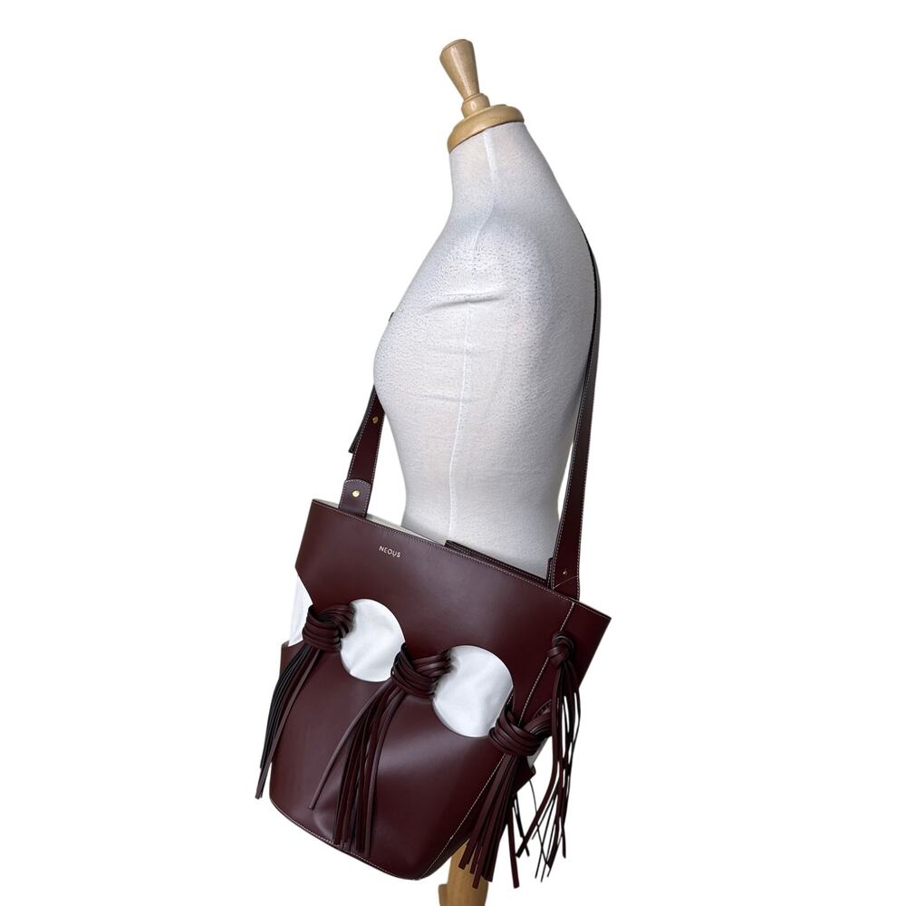 NEOUS Venus Bucket Shoulder Bag Calfskin leather Chocolate Brown - Picture 3 of 13
